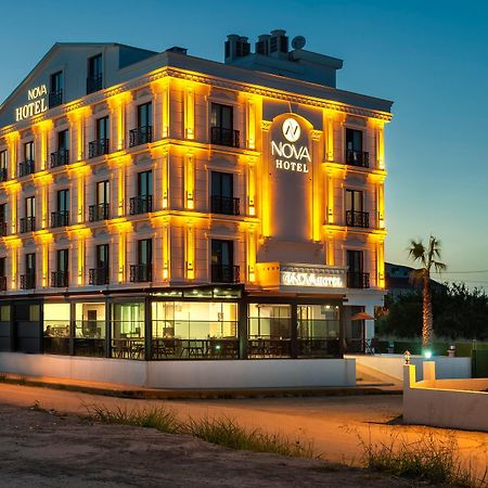 The Nova Hotel ヤロヴァ エクステリア 写真