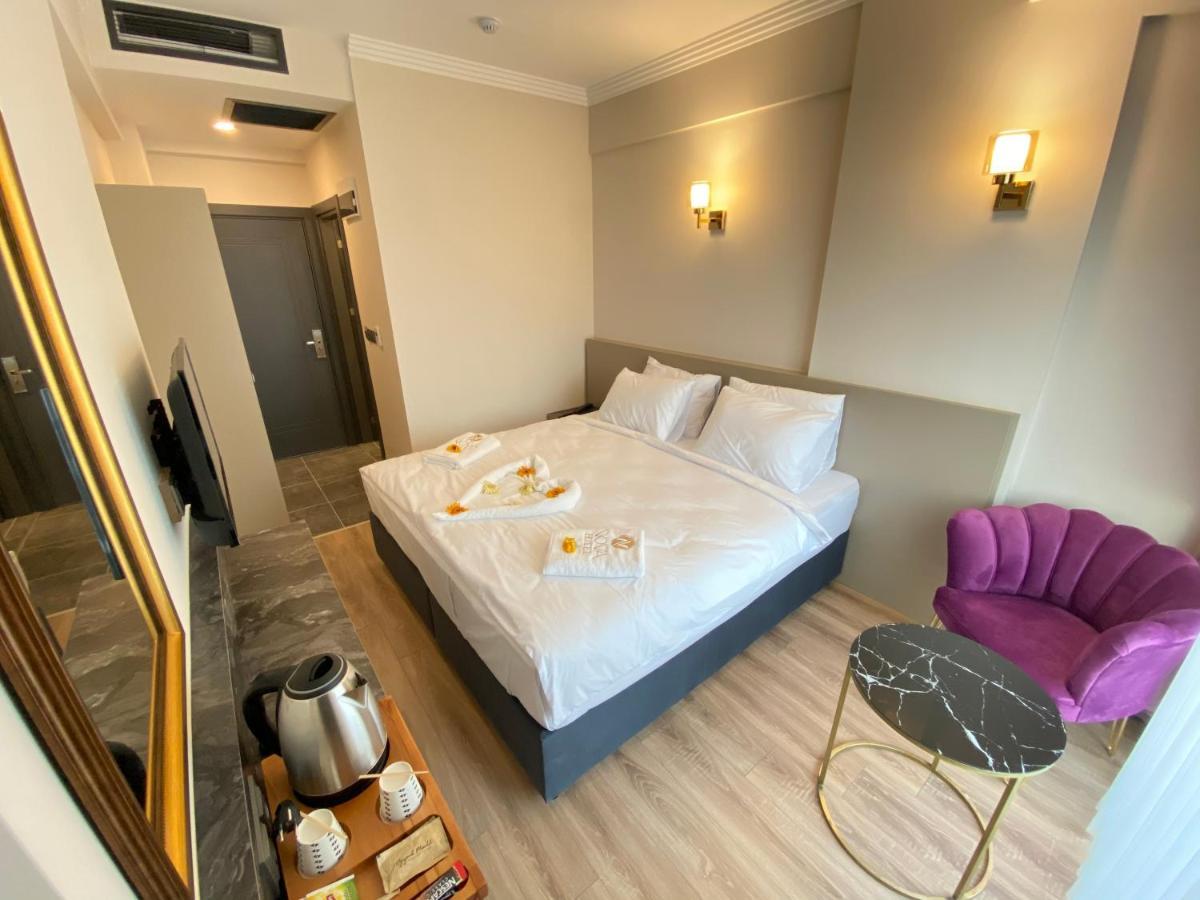The Nova Hotel ヤロヴァ エクステリア 写真