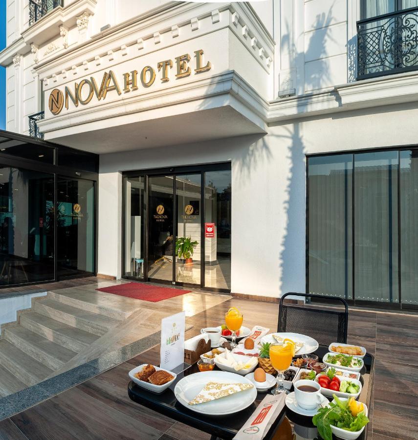 The Nova Hotel ヤロヴァ エクステリア 写真